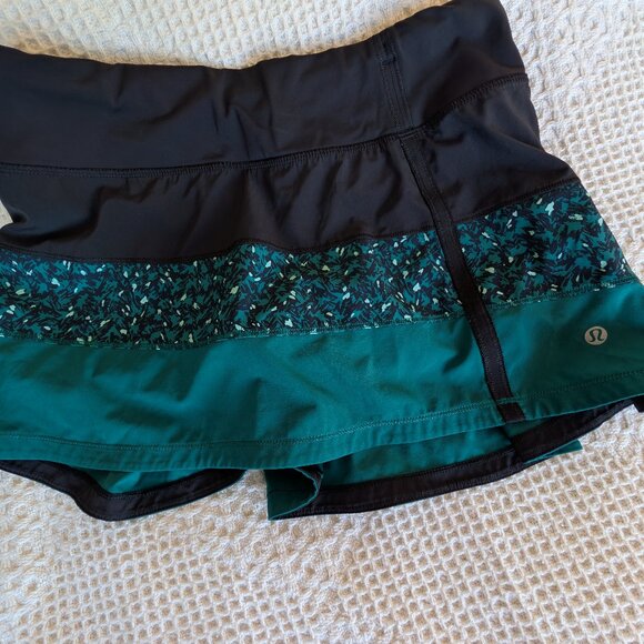 Lululemon skort size 6 - Picture 1 of 3